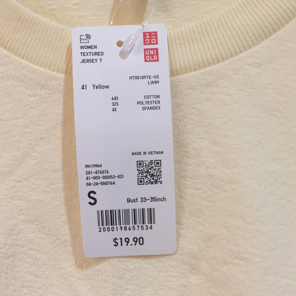 NWT Women’s Uniqlo Yellow Jersey Size Small - Picture 2 of 3